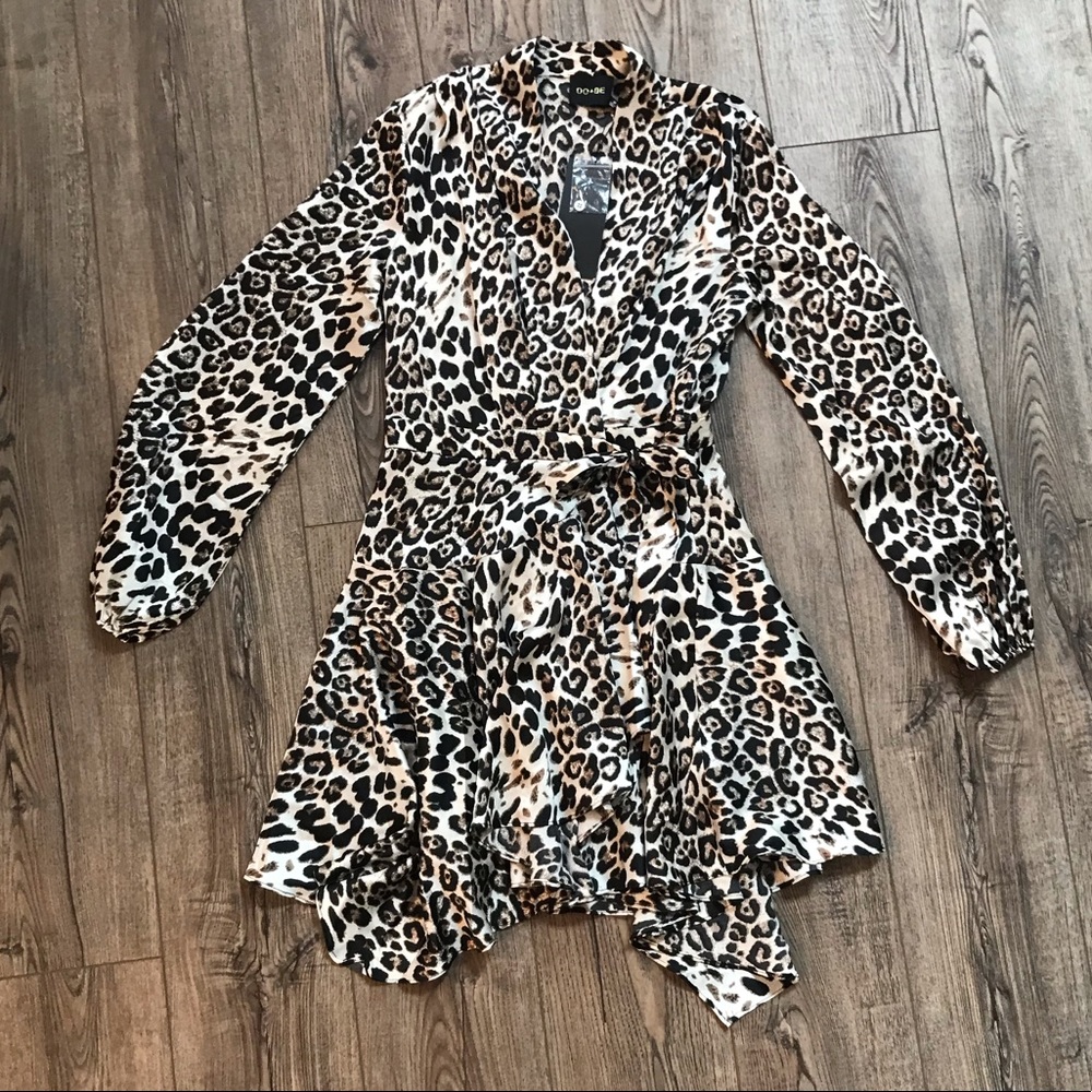 DO+BE Silky Leopard Print Wrap Dress With Ruffle